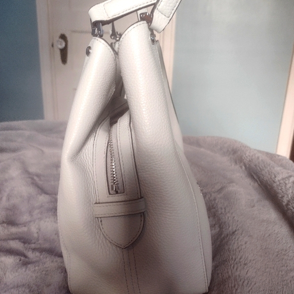 Kate Spade New York Leila Medium Triple Compartment Shoulder Bag - Picture 12 of 16